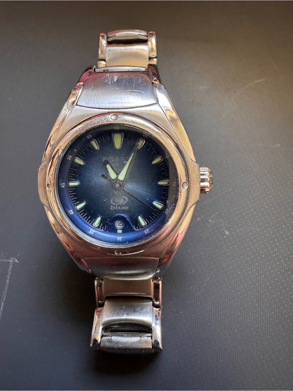 Fossil Silver Stainless Steel Watch with Blue Dial (NEEDS A NEE BATTERY)